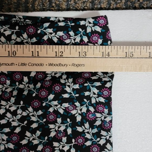 GORGEOUS Bethany Mota Black Floral Leggings Size Medium - Picture 8 of 10